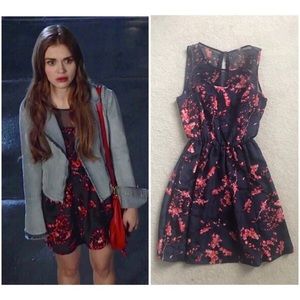RARE Floral Guess ASO on Lydia Martin Teen Wolf